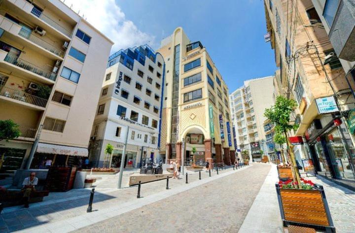 Central Sliema 3-Bedroom Retreat Esterno foto